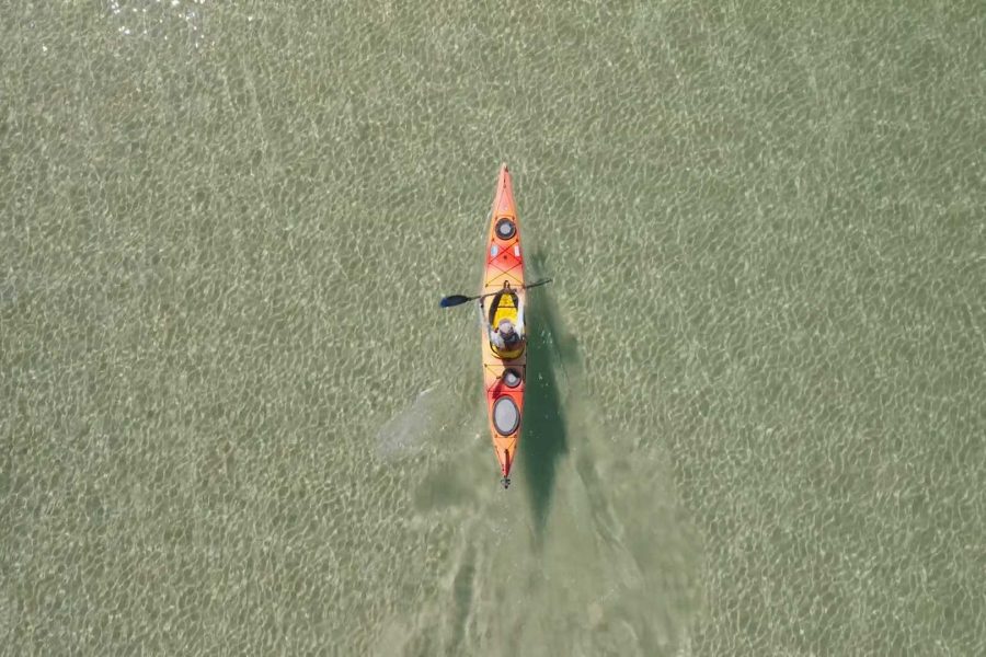 kayak-on-lake-tahoe